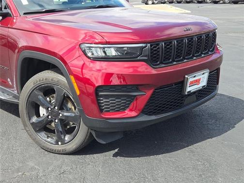 2025 Jeep Grand Cherokee Altitude
