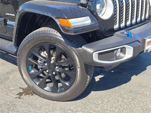 Black Clearcoat 2023 Jeep Wrangler 4xe Sahara