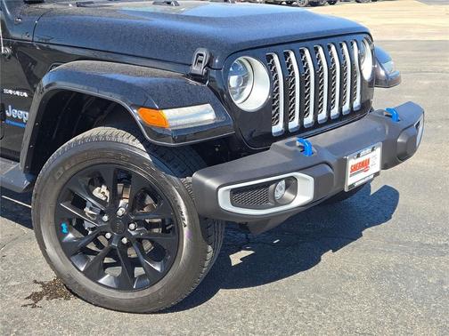 Black Clearcoat 2023 Jeep Wrangler 4xe Sahara