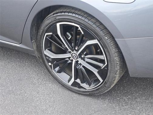 2023 Nissan Altima SR FWD