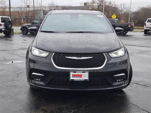 2026 Chrysler Pacifica L