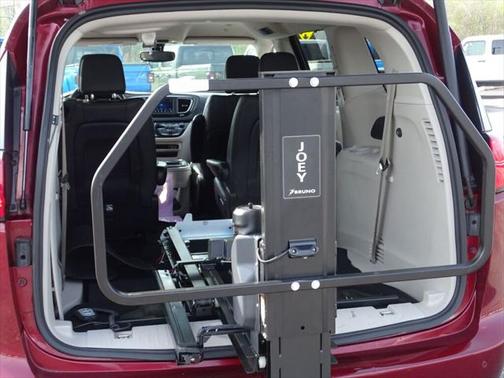 2020 Chrysler Pacifica Touring L