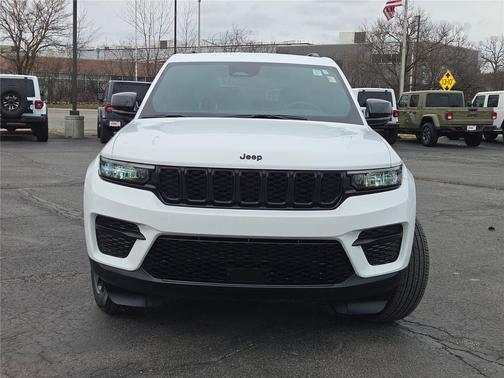 2024 Jeep Grand Cherokee Altitude