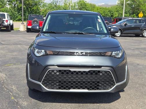 Gravity Gray 2025 Kia Soul LX