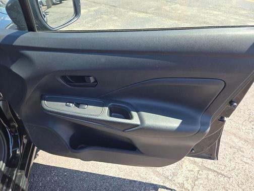 2021 Nissan Versa 1.6 S