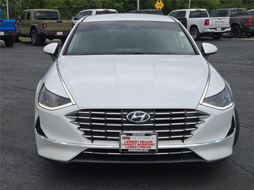 2023 Hyundai SONATA Hybrid SE