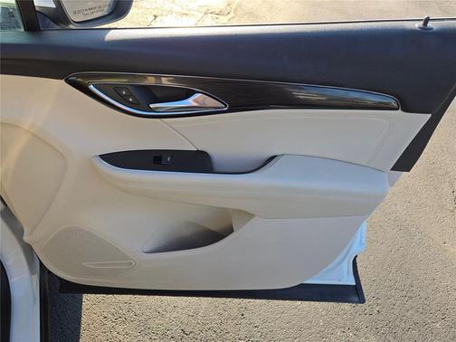 2023 Buick Envision Essence FWD