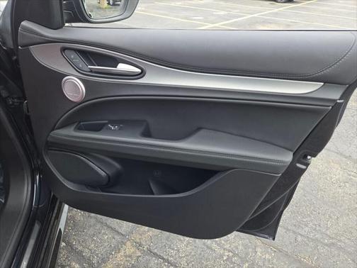2024 Alfa Romeo Stelvio Veloce AWD
