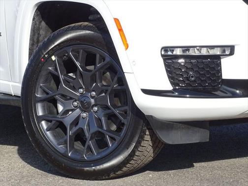 2025 Jeep Grand Cherokee L Summit