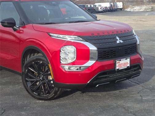 2023 Mitsubishi Outlander 