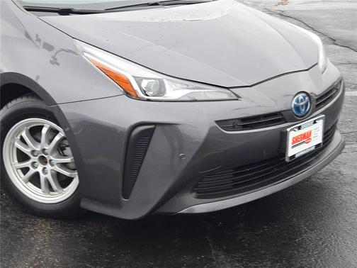 2019 Toyota Prius LE