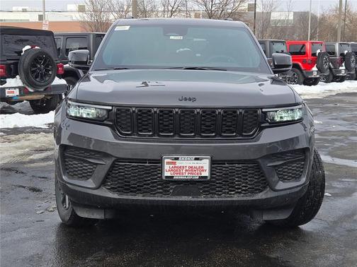 2025 Jeep Grand Cherokee Altitude