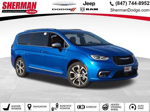 Hydro Blue Pearlcoat 2026 Chrysler Pacifica L