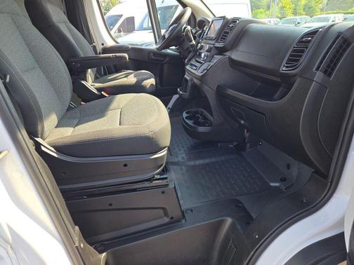 Bright White Clearcoat 2023 RAM ProMaster 2500 High Roof