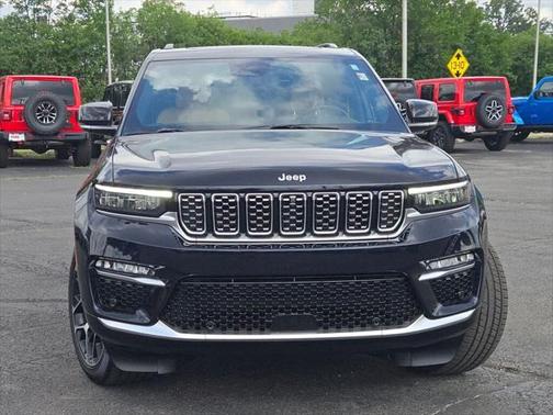 2024 Jeep Grand Cherokee Summit