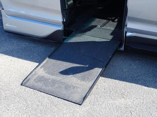 2017 Toyota Sienna SE Premium