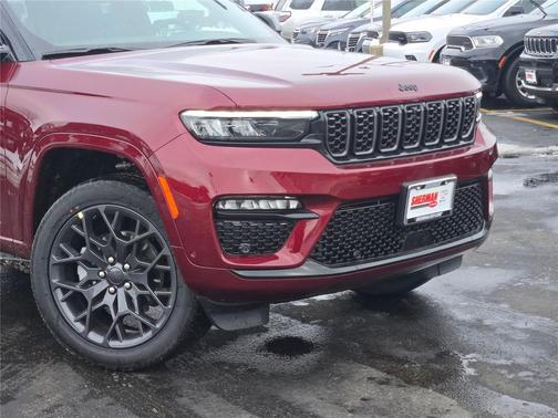 2025 Jeep Grand Cherokee Summit