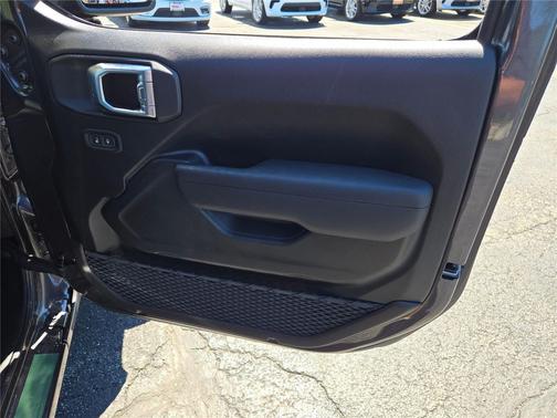 Granite Crystal Metallic Clearcoat 2026 Jeep Wrangler Sport S