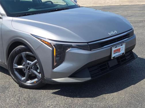 Steel Gray 2025 Kia K4 LXS