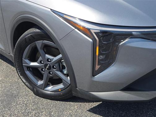Steel Gray 2025 Kia K4 LXS