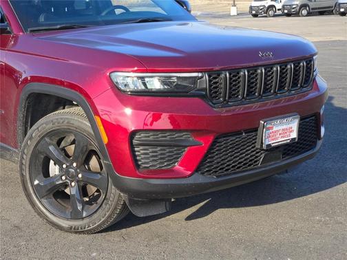 2024 Jeep Grand Cherokee Altitude