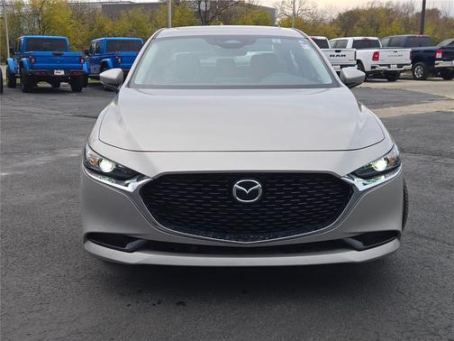 2025 Mazda Mazda3 FWD w/Preferred Package