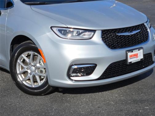 Silver Mist Clearcoat 2026 Chrysler Pacifica L