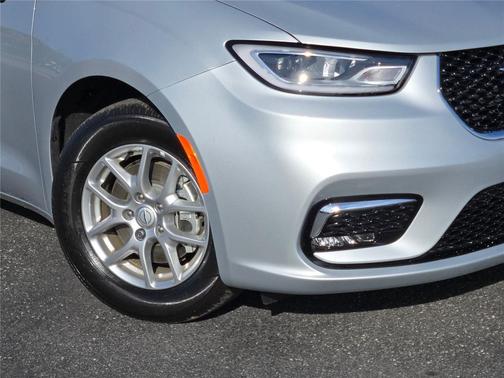 Silver Mist Clearcoat 2026 Chrysler Pacifica L