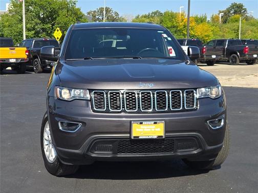 2020 Jeep Grand Cherokee Laredo