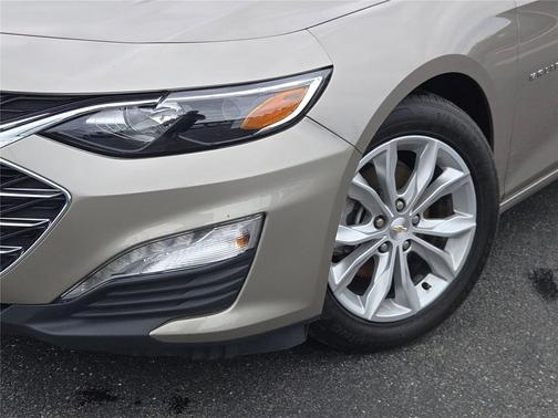 Mineral Gray Metallic 2024 Chevrolet Malibu FWD 1LT