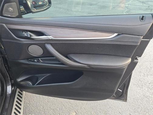 2018 BMW X6 xDrive50i