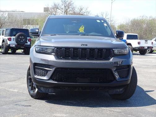 2024 Jeep Grand Cherokee Altitude