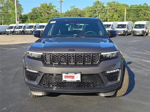 2025 Jeep Grand Cherokee Summit