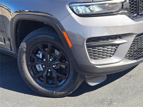 2024 Jeep Grand Cherokee Altitude