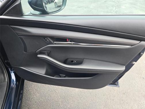 2024 Mazda Mazda3 FWD w/Preferred Package