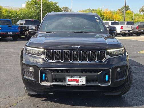 2022 Jeep Grand Cherokee 4xe Overland