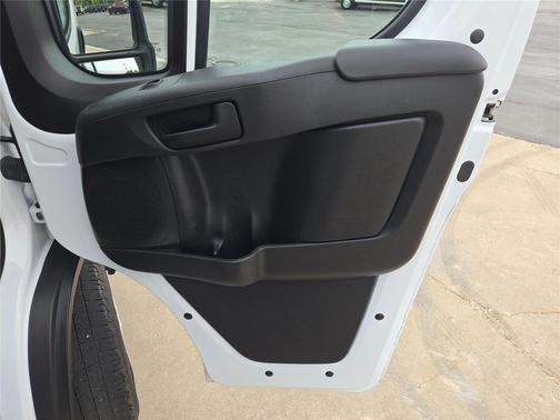 Bright White Clearcoat 2023 RAM ProMaster 2500 High Roof