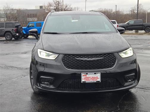 2026 Chrysler Pacifica Limited