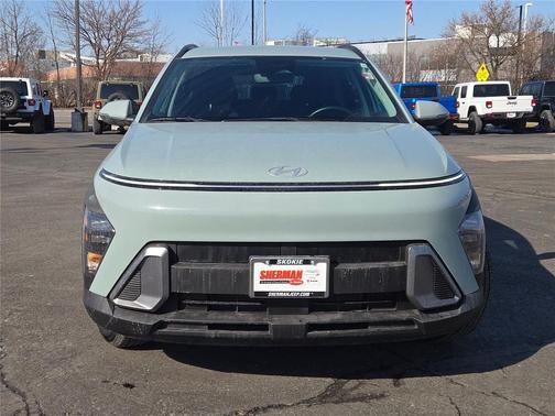 2025 Hyundai KONA SEL