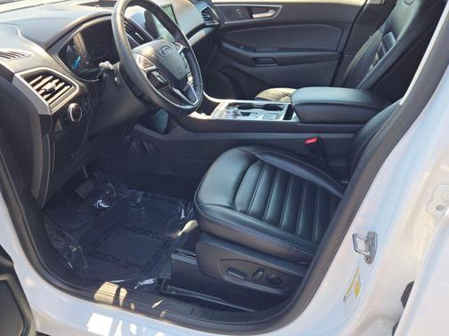 Oxford White 2024 Ford Edge SEL