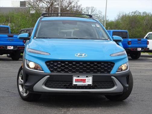 2022 Hyundai KONA SEL