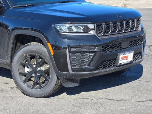 2026 Jeep Grand Cherokee Altitude