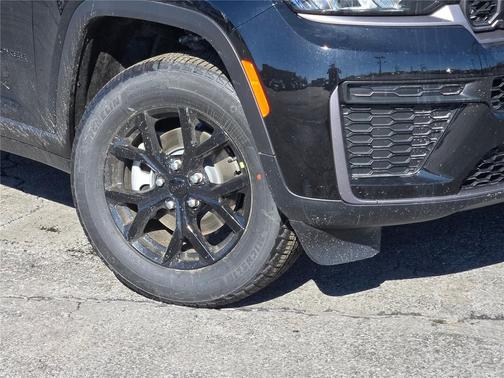 2026 Jeep Grand Cherokee Altitude