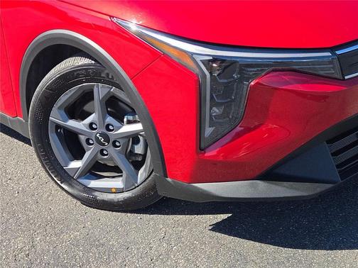 Currant Red 2025 Kia K4 LXS