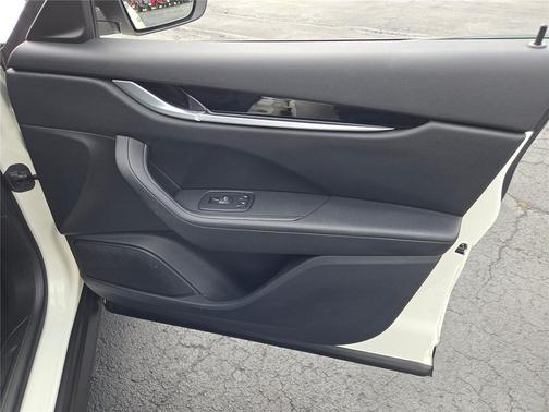 2018 Maserati Levante Base
