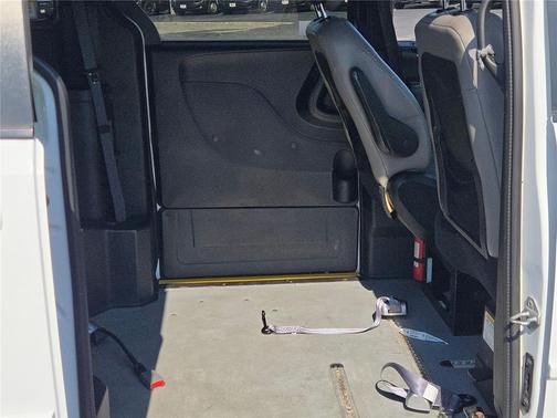 2016 Dodge Grand Caravan AVP/SE