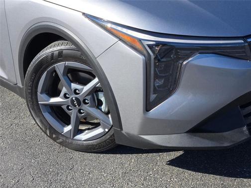 Steel Gray 2025 Kia K4 LXS