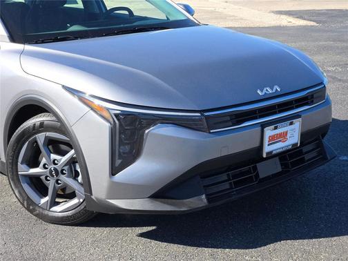Steel Gray 2025 Kia K4 LXS
