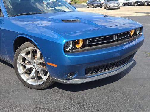 2021 Dodge Challenger SXT