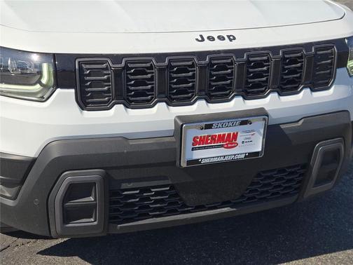 Bright White Clearcoat 2026 Jeep Cherokee Overland